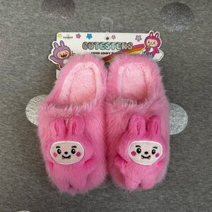 Little Monsters Inspired Cutesters Pink Slippers - Girls Size 1/2